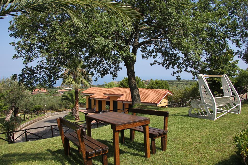 Borgo San Cosmo Tropea Acomodação com café da manhã Brattiro Exterior foto