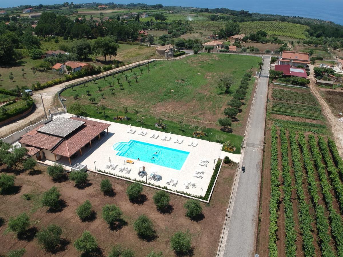 Borgo San Cosmo Tropea Acomodação com café da manhã Brattiro Exterior foto