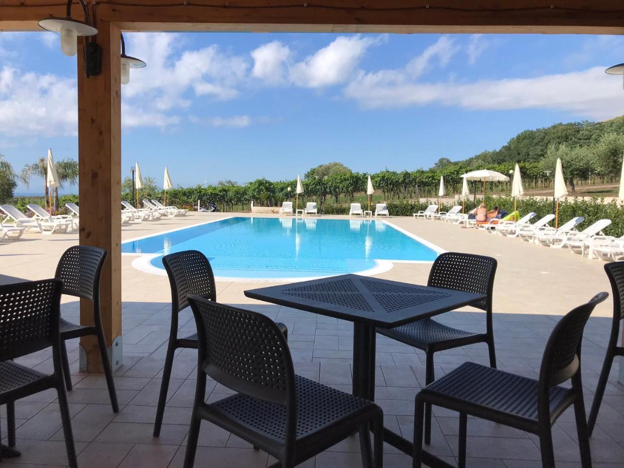 Borgo San Cosmo Tropea Acomodação com café da manhã Brattiro Exterior foto